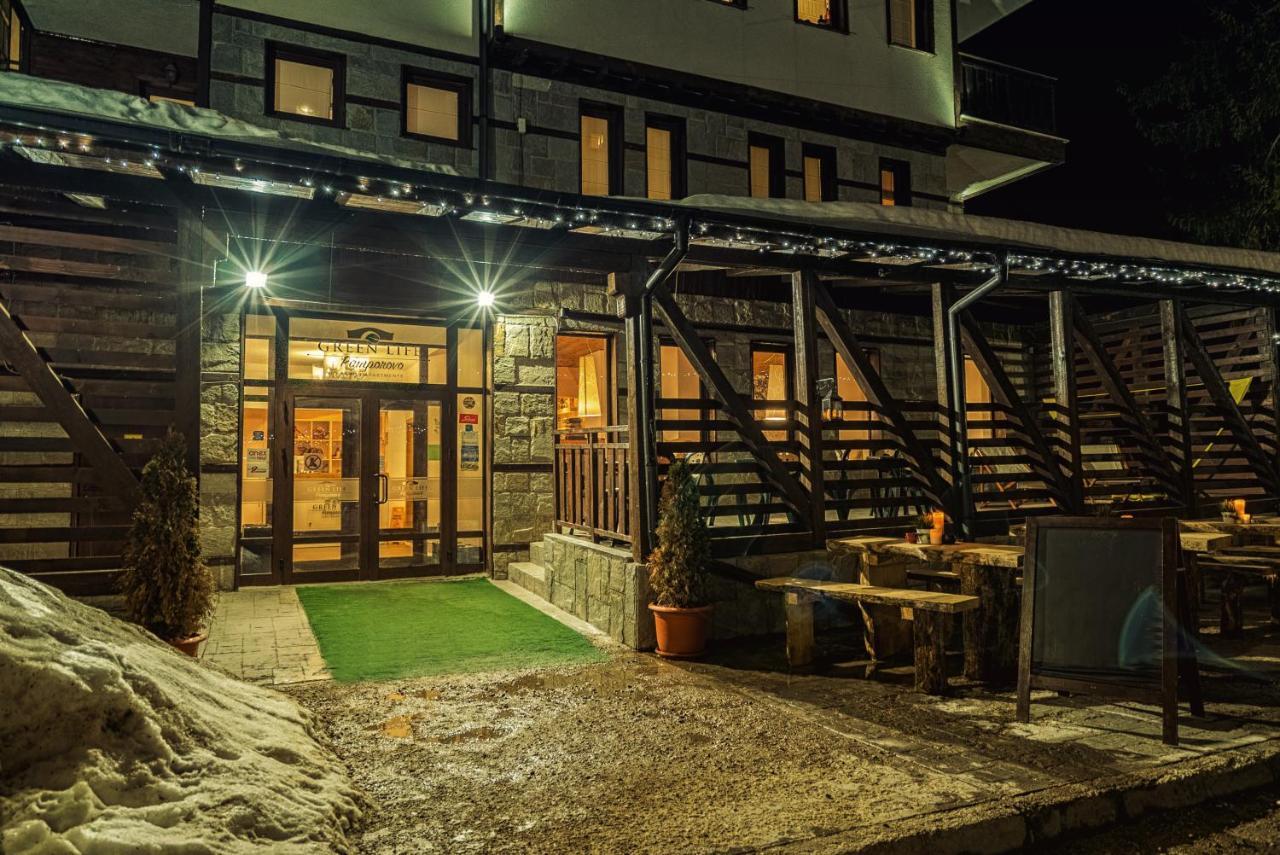 Green Life Family Apartments Pamporovo Exteriör bild